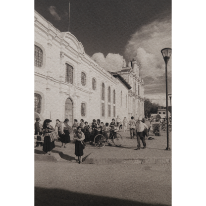 Una fotografía del atrio de la catedral de San Cristóbal de las Casas, Chiapas México. Fotografía en platino-paladio