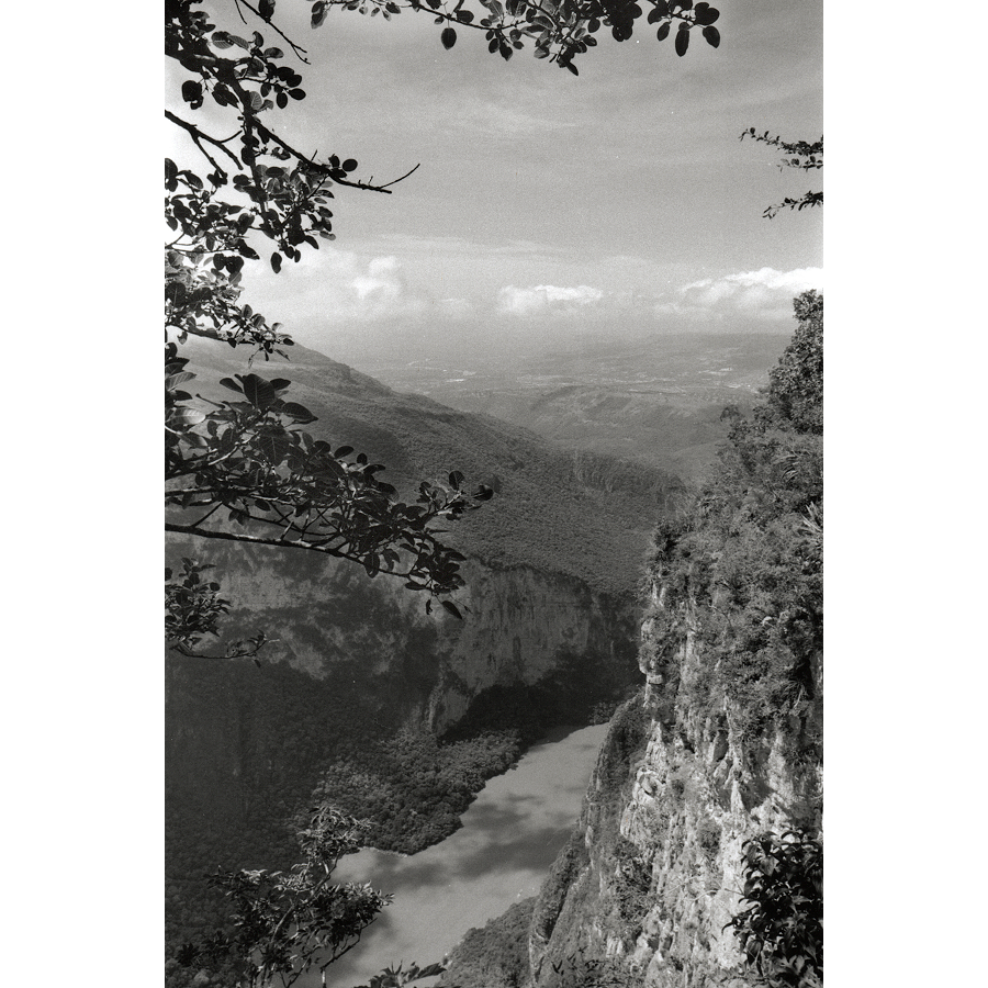Vista al río de Cañón del Sumidero en Chiapas